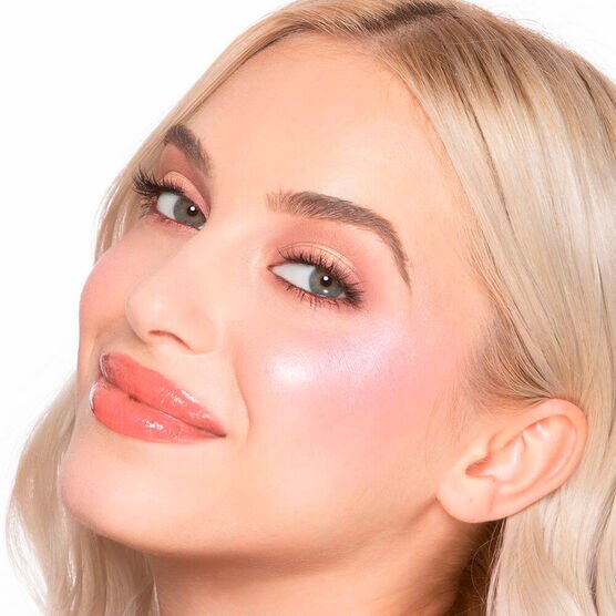 Pinker Times Ahead Iluminad Cheek Popper